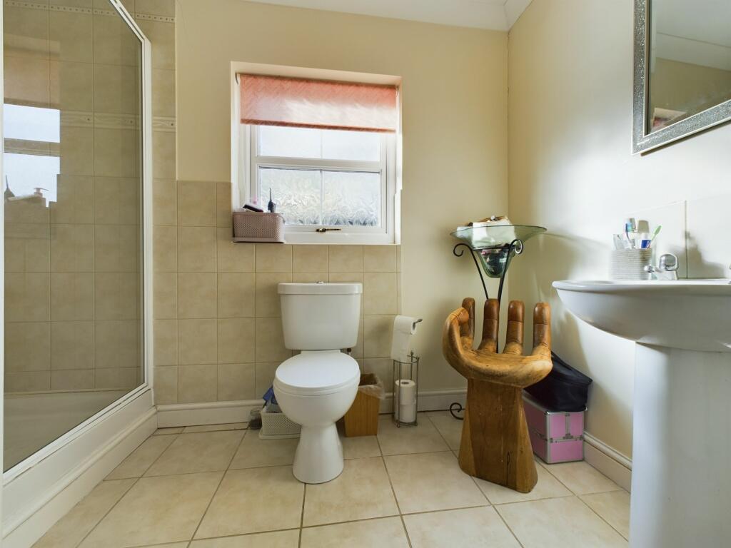 Bedroom 1 En-suite