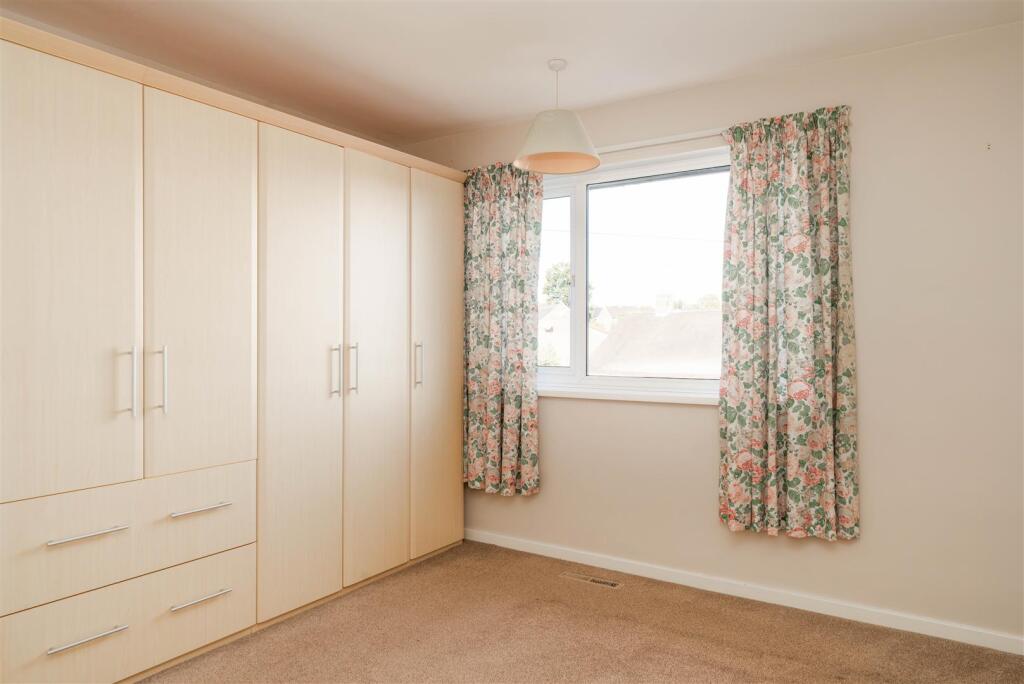 Bedroom3.jpg