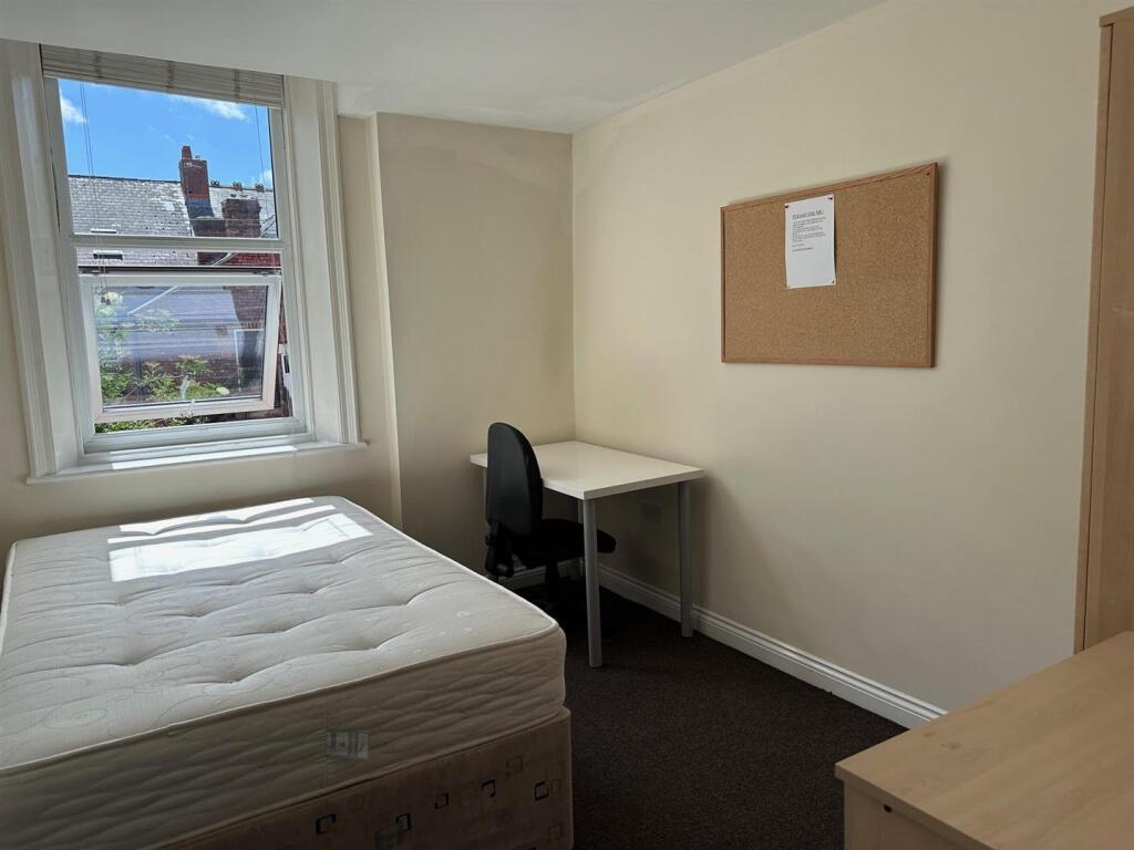 Bedroom Two.jpg
