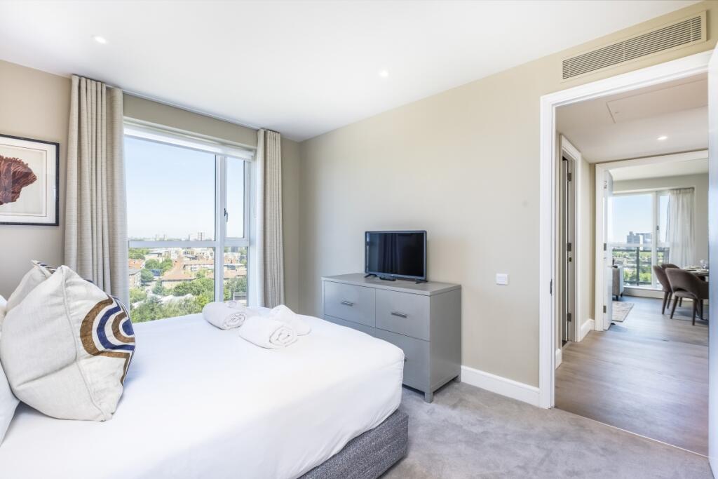 Bedroom One (2)