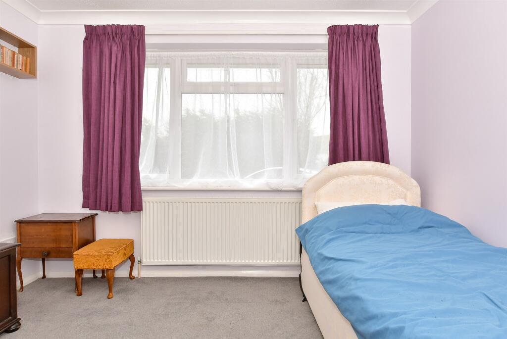 Dining Room/ Bedroom 3