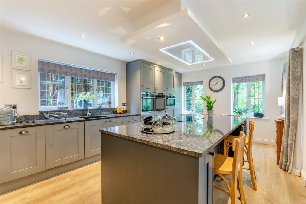 8550825-interior05.jpg