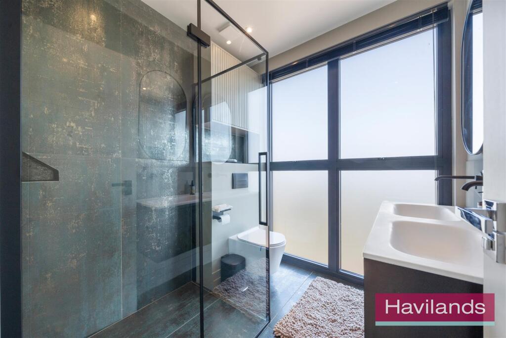 Queen Annes Grove-33.jpg