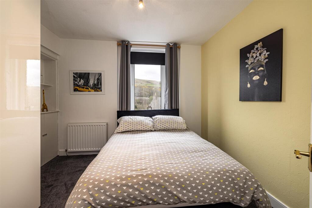 1 Woodside Place Galashiels 16 (1).JPG