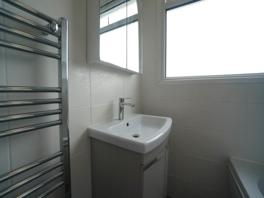 1SackvilleTerraceApartment3_Bathroom2.1.JPG