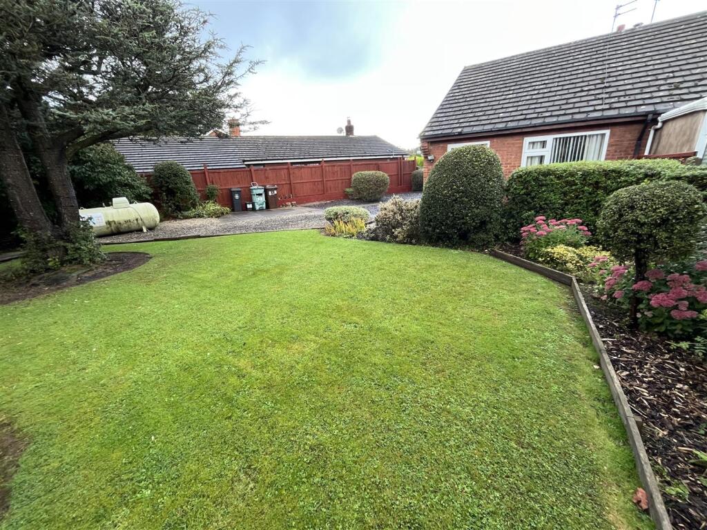 8 Rhodfa IMG_8519.jpg