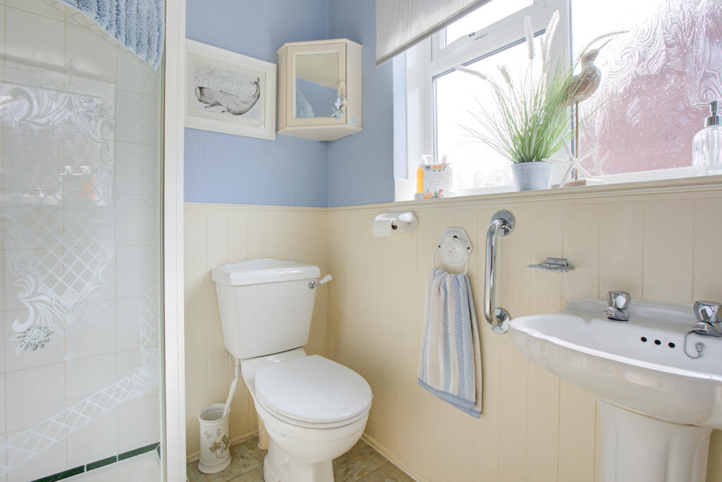 16 Glencoyne Drive-8