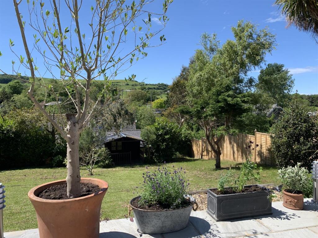 Garden5.JPEG