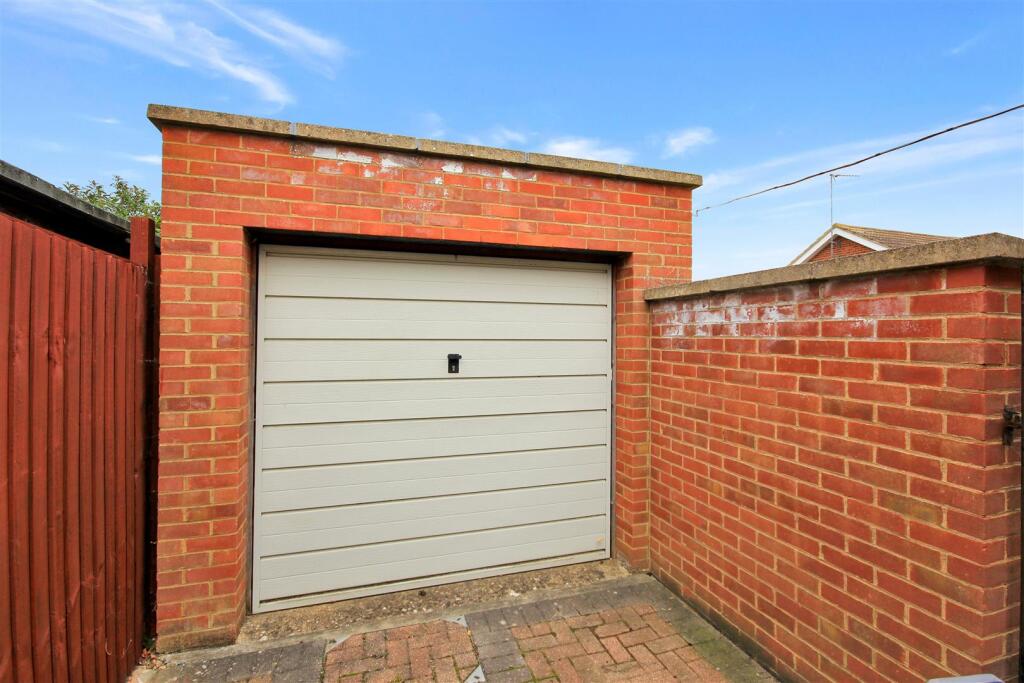 garage.JPG