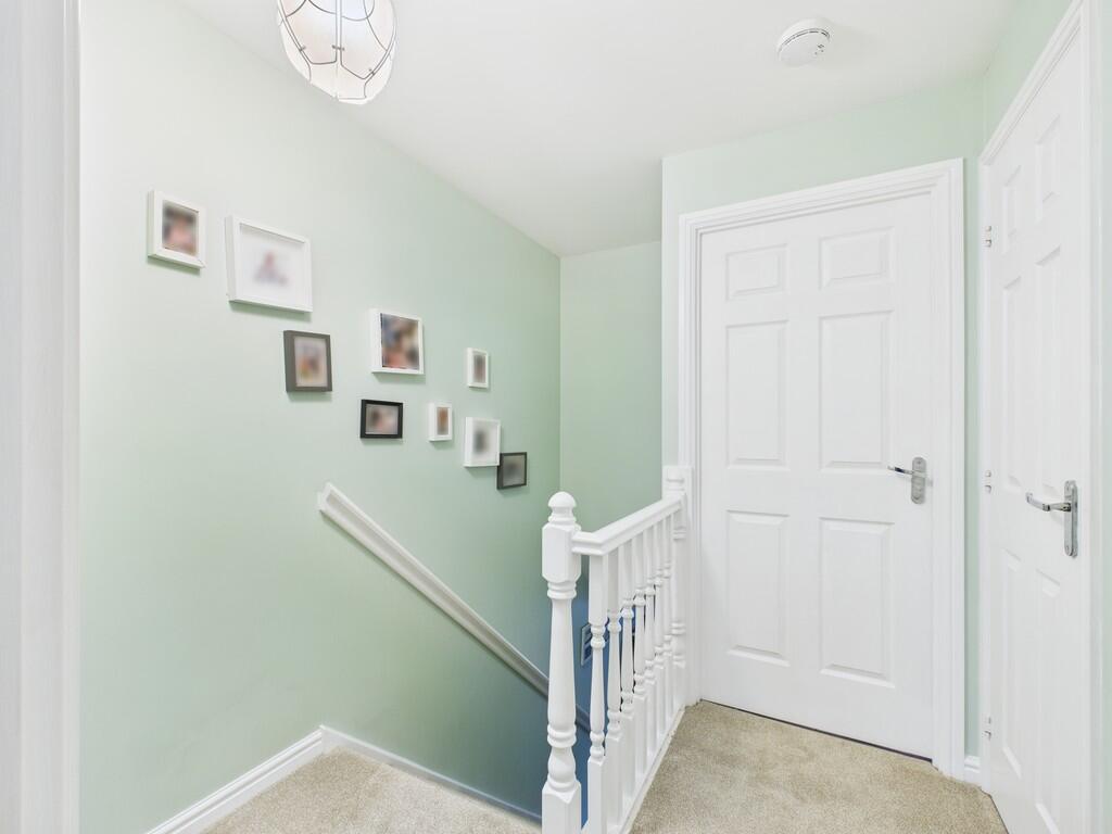 CAM05526G0-PR0044...