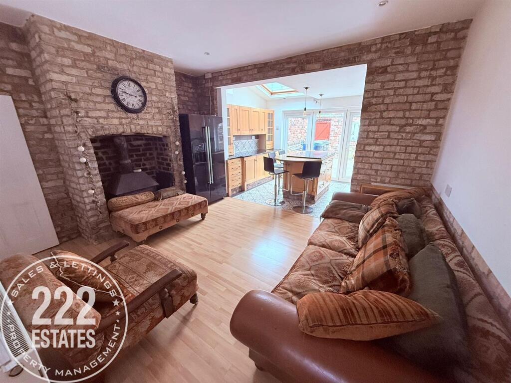 PHOTO-2025-08-19-14-24-22 (1).jpg