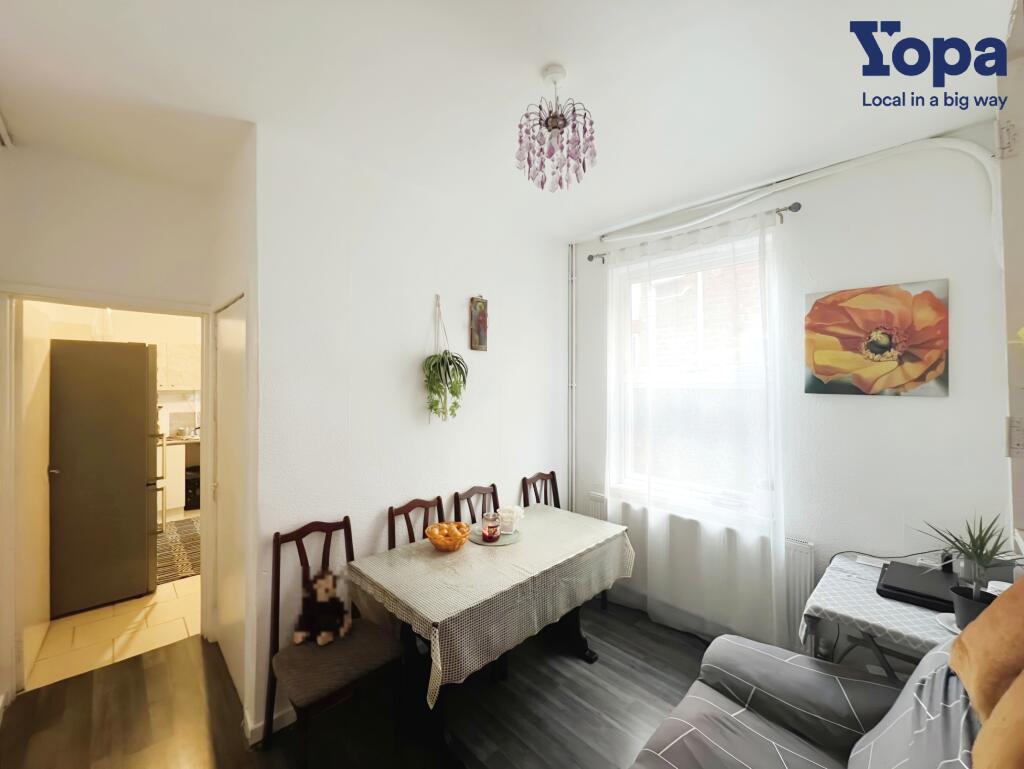 Dining 20Room 202