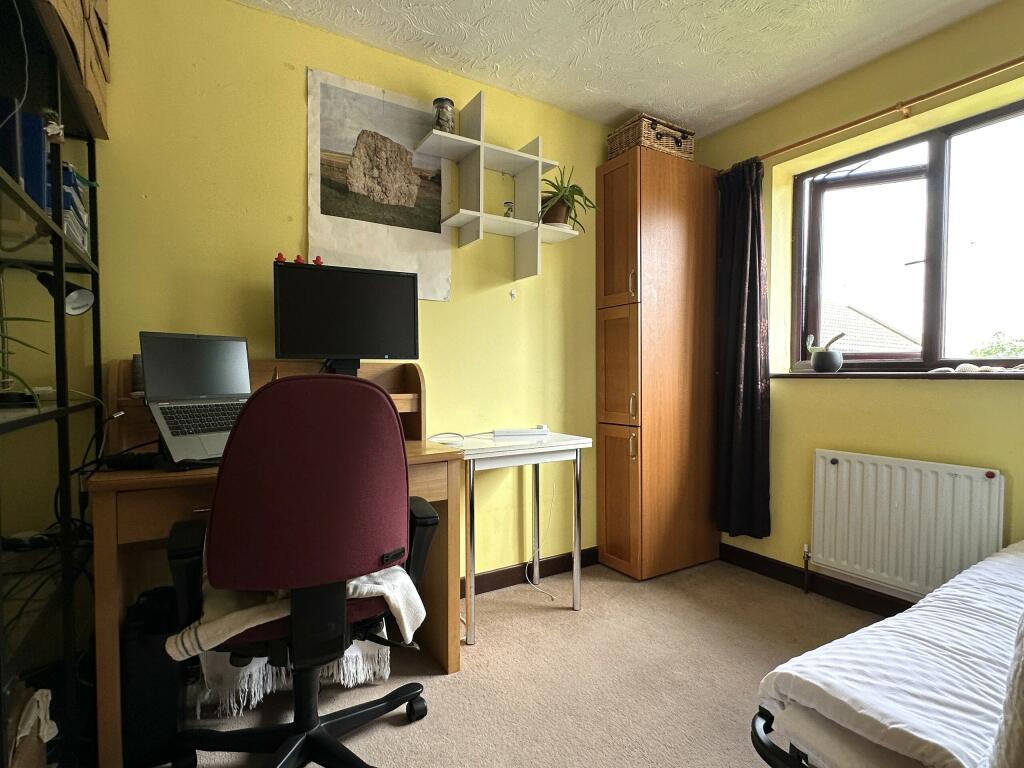 bed 2.JPG