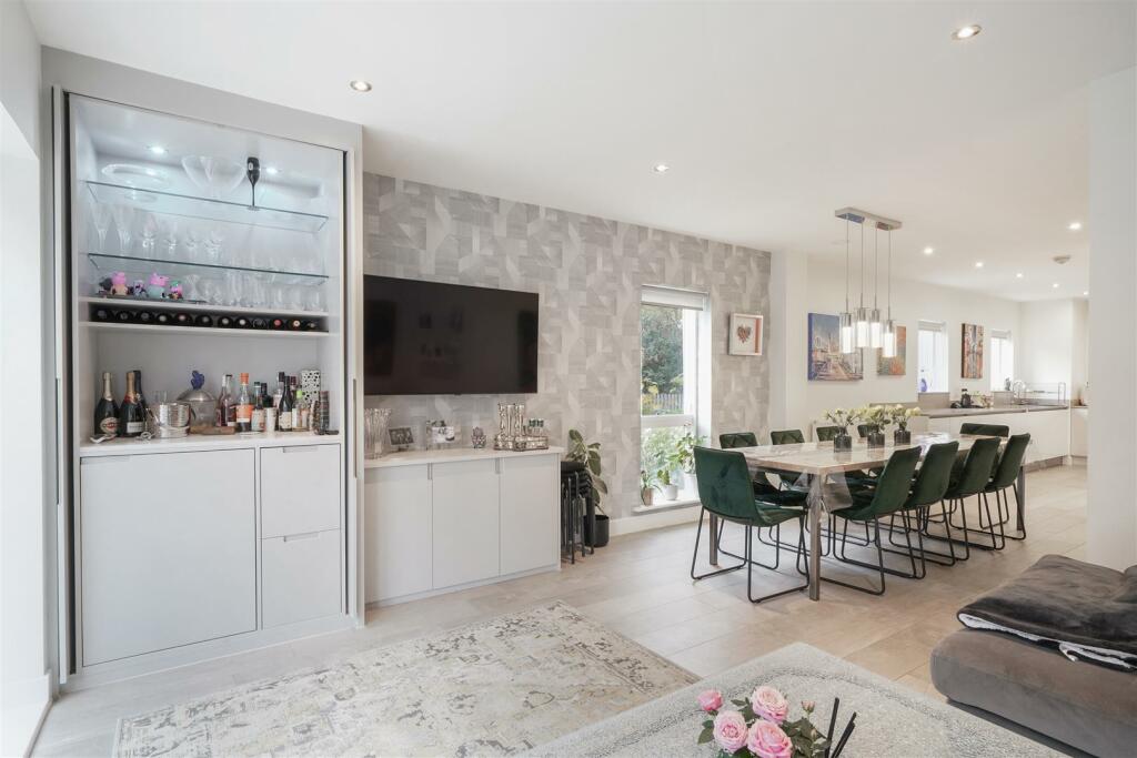 7 Irwin Close - ncVLEZrnmkOehaPSHdyI.jpg