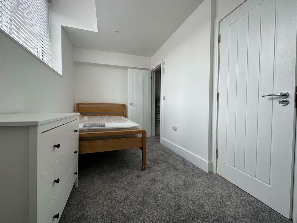 7B 2023 Bed 4.jpg