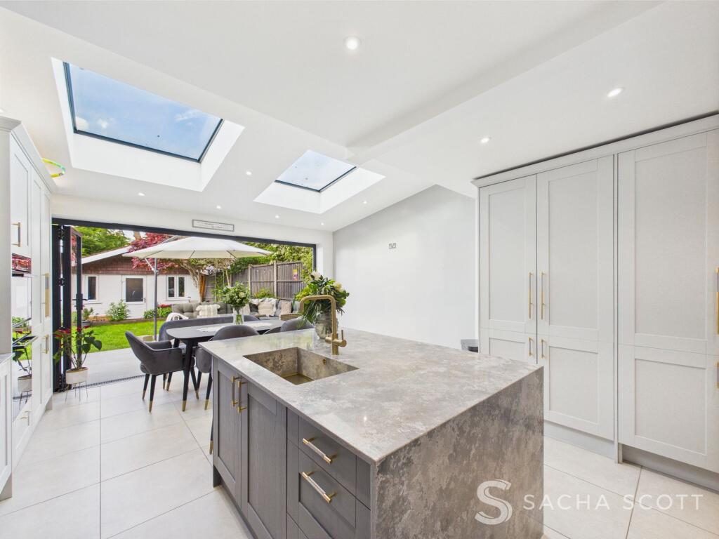 Kitchen / Breakfast / Diner