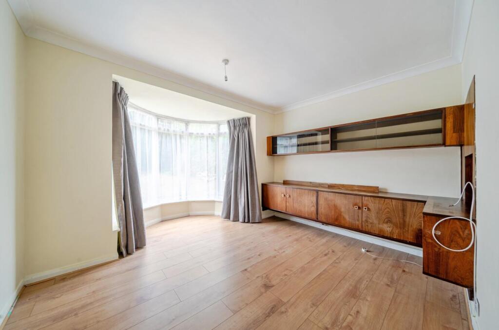 Davidson Frost-Wellings, DFW, Ben Hale Close, Bedr