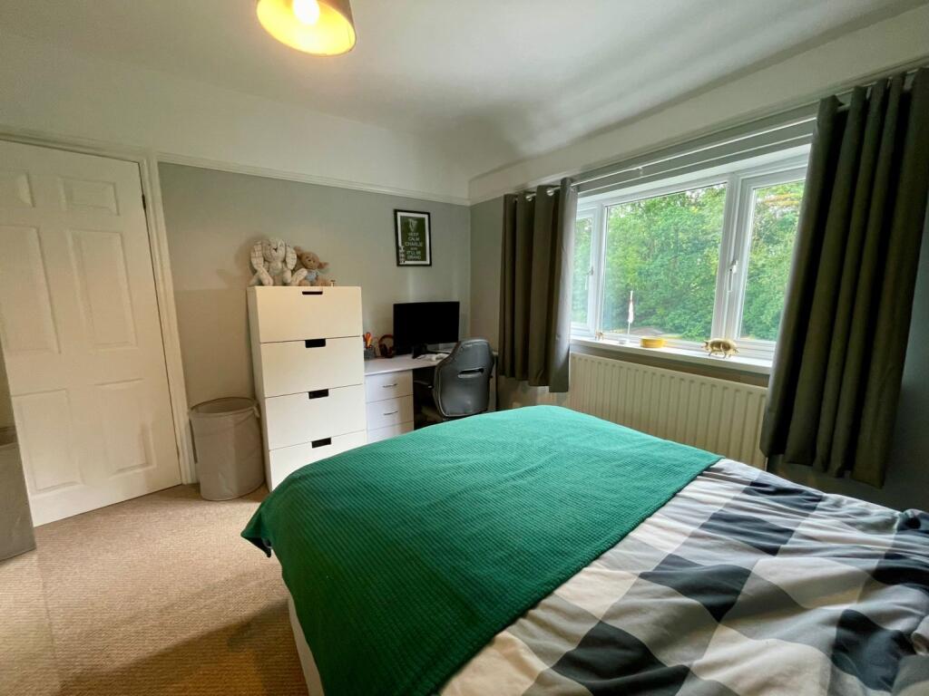 Bedroom.2