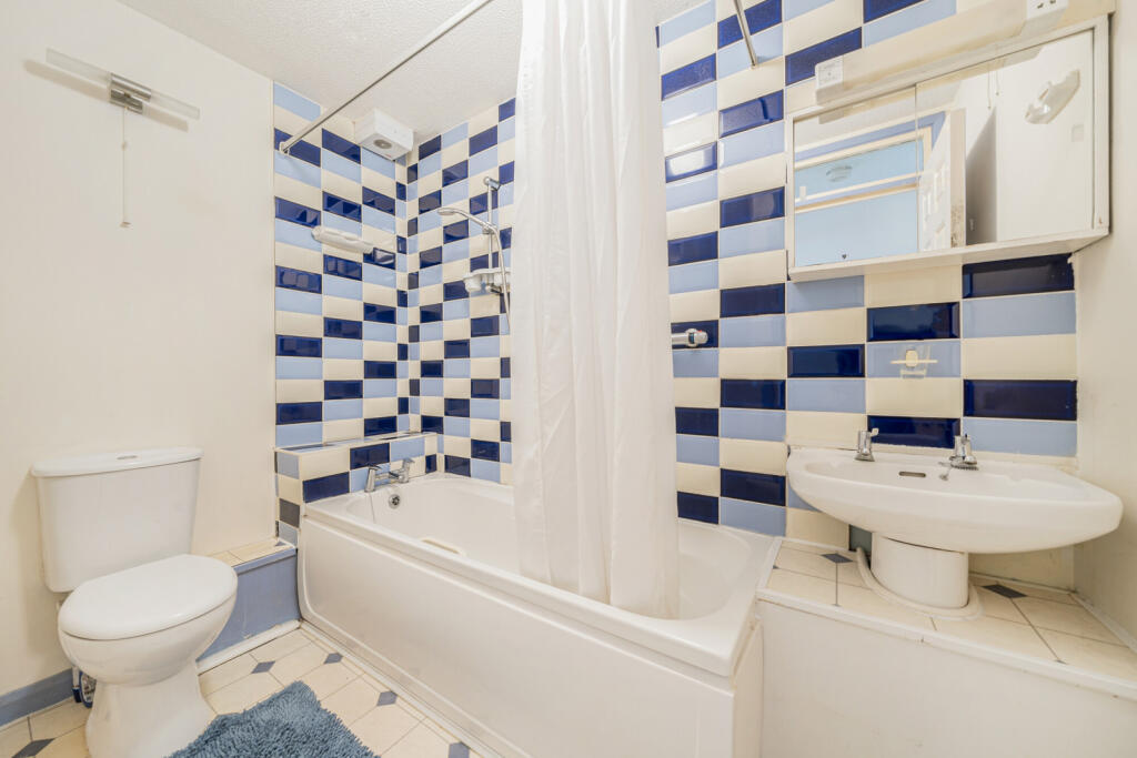 1319945-12-68653b...