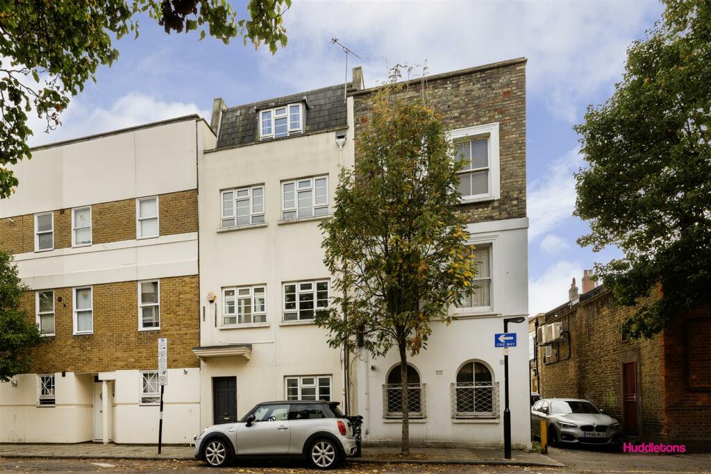 Hercules Street -18.jpg