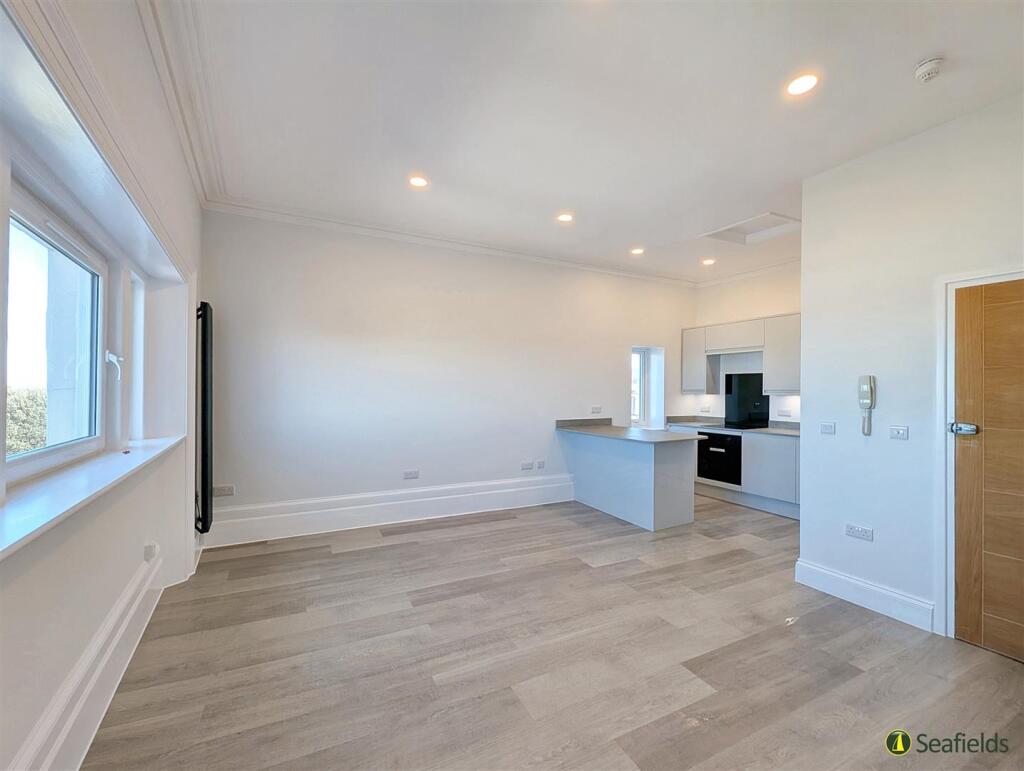 LIVING ROOM/KITCHEN