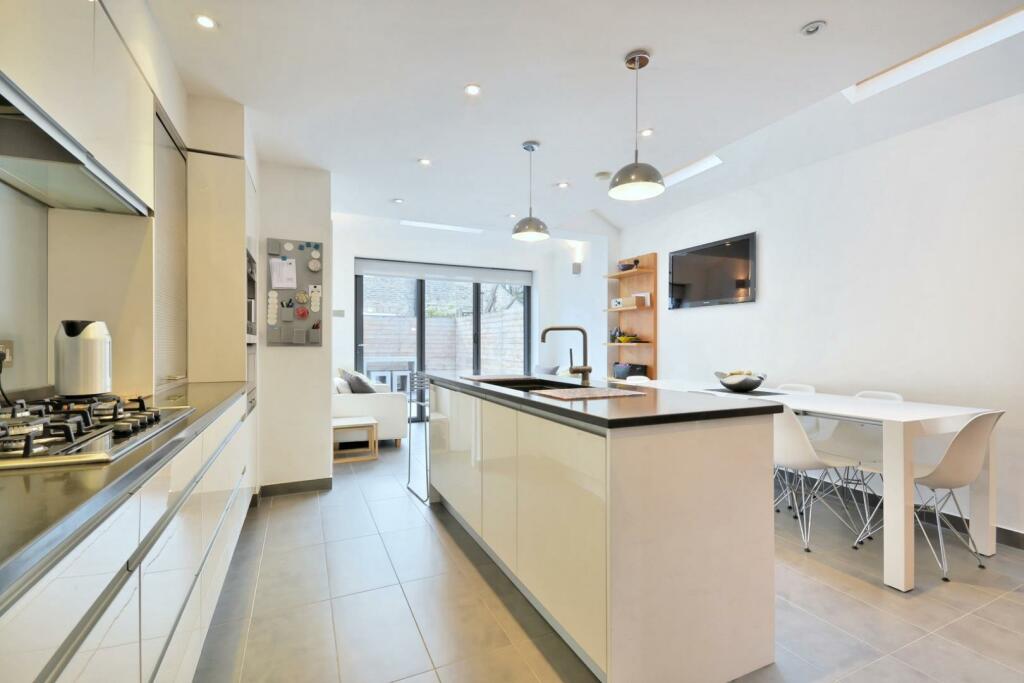 Kitchen / Family Room