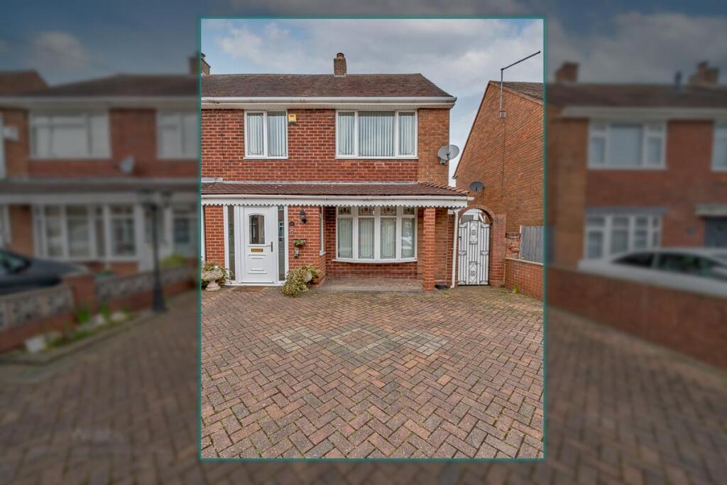 © Webbs Estate Agents © (61 of 128) copy.jpg