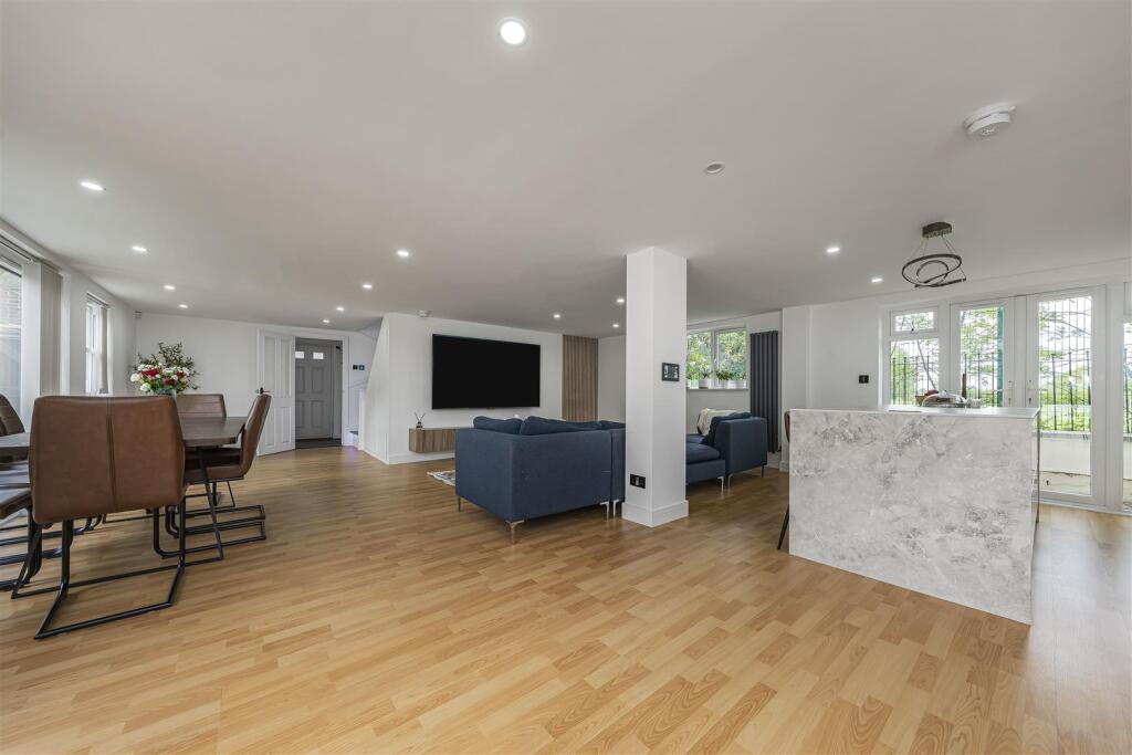 Photo Apr 17 2025, 4 09 52 PM.jpg