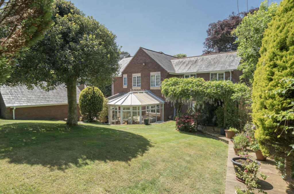 1294540-5-682742a...