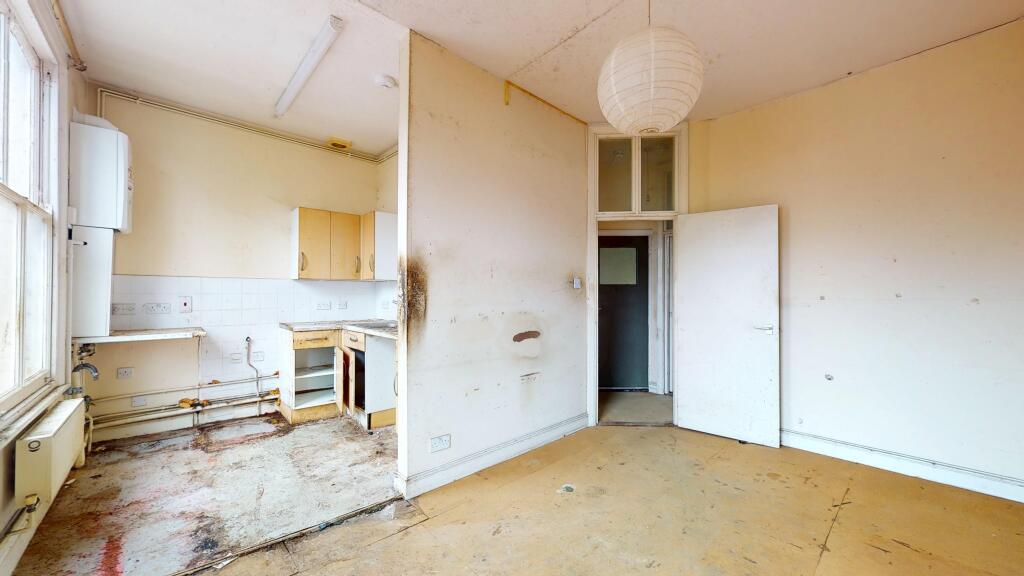 50B Colvestone Crescent, Hackney, London E8 2LH