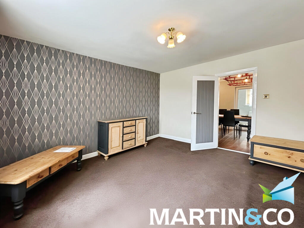 f5bc1c23-IMG-2025...