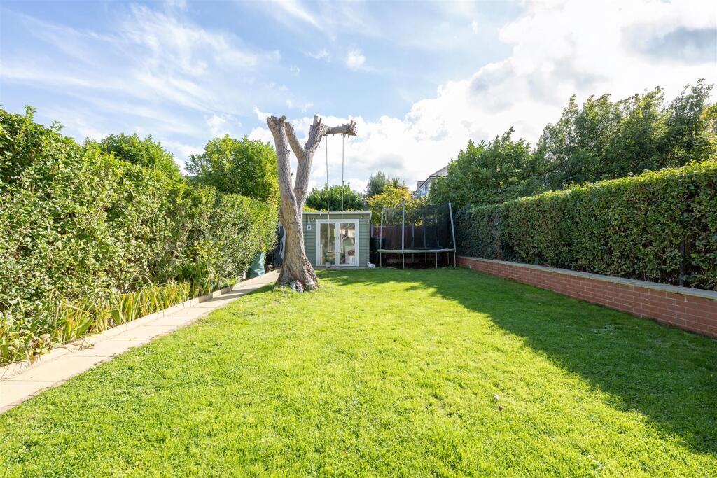 Garden-3.jpg