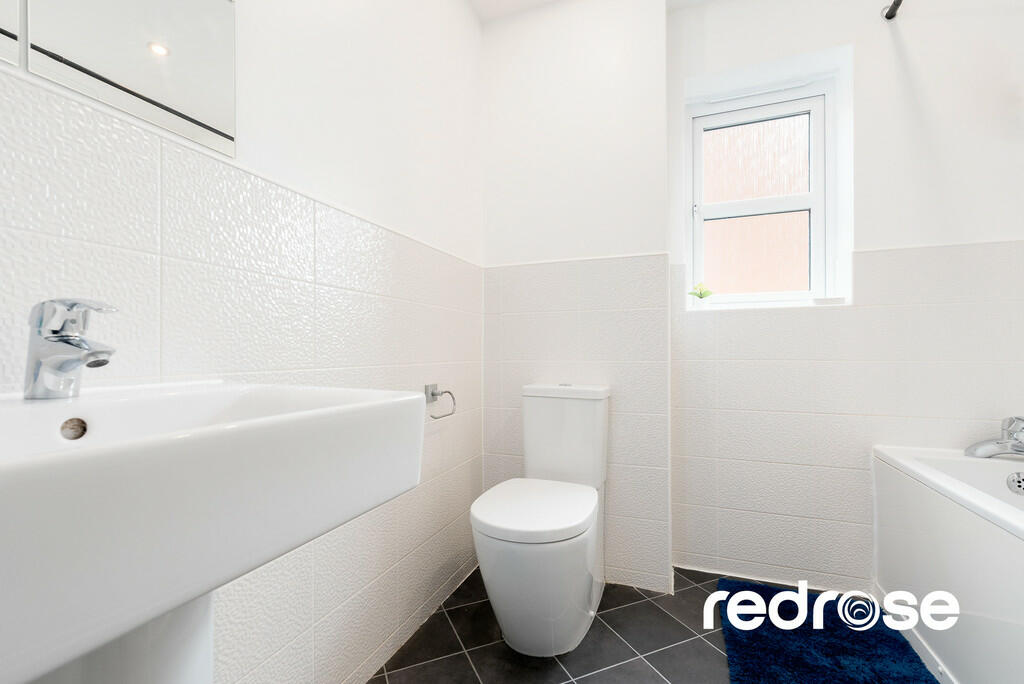 40 Pilgrim Drive-...