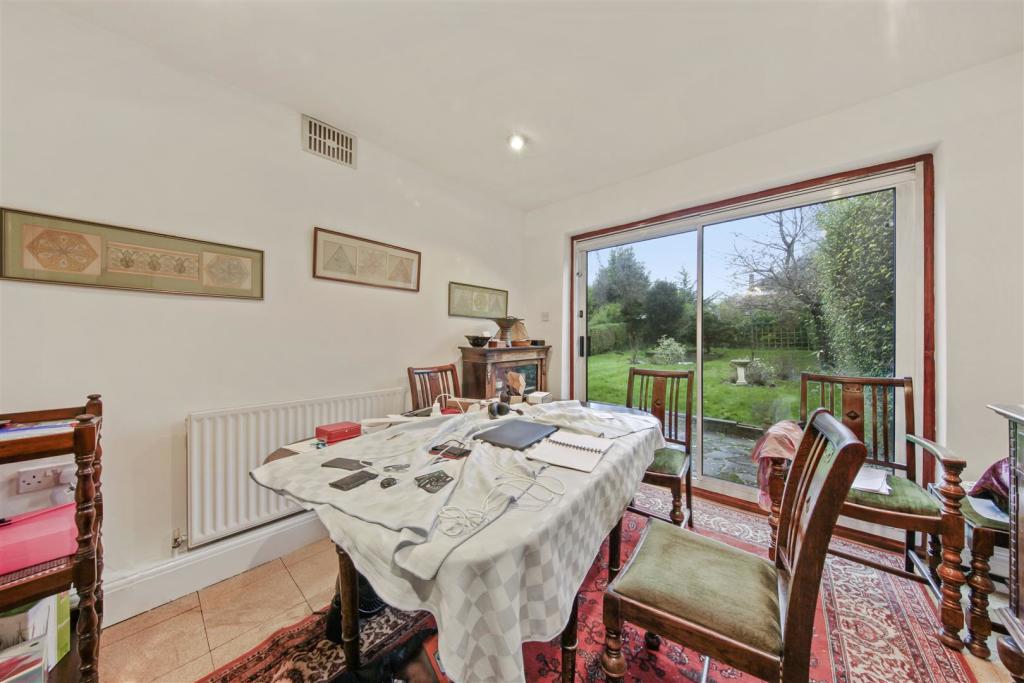 6 Pasture Close - zwZtXAGzF5DjvARgOc2m.jpg