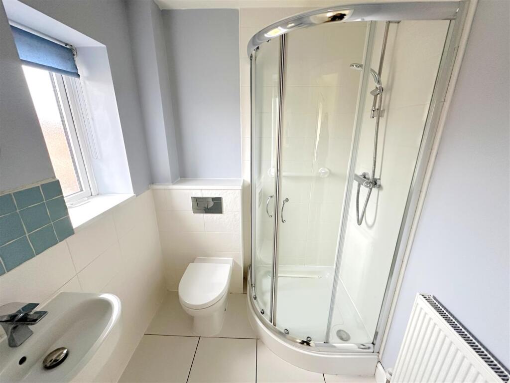 En Suite Shower Room