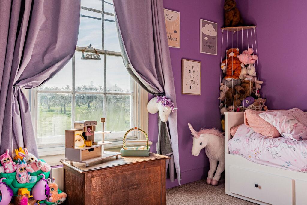 Bedroom Two (2)