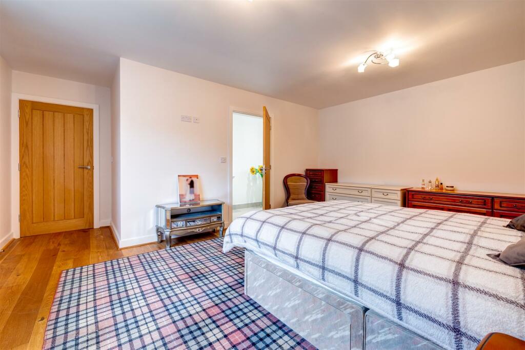 Hall Farm Close, Packington