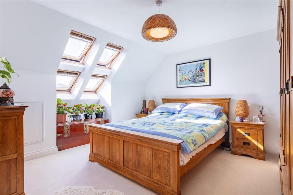 1 Kings wood  (12).jpg