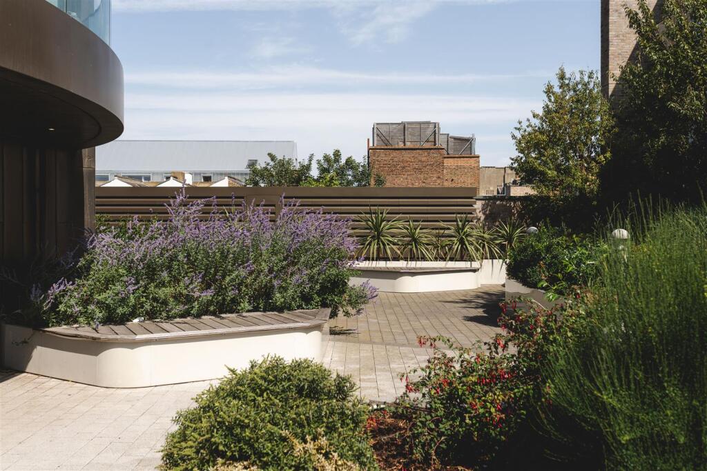 Kingsland Road-28.jpg