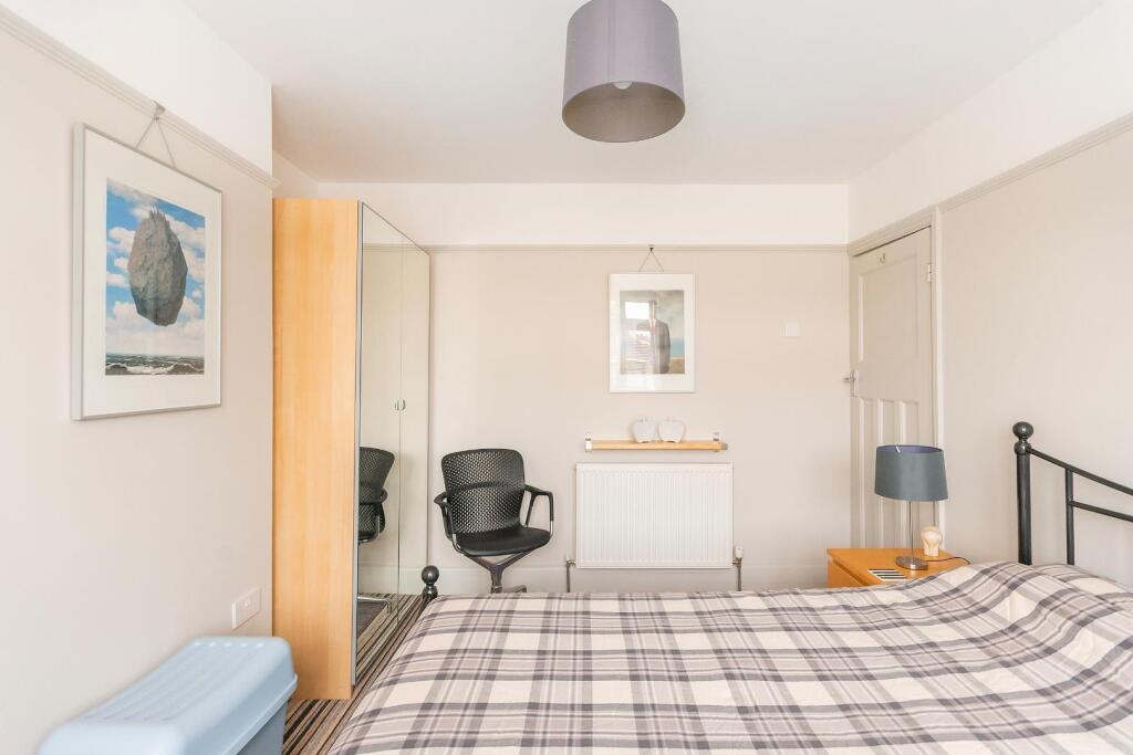 0J7ABN - Bedroom C.jpg