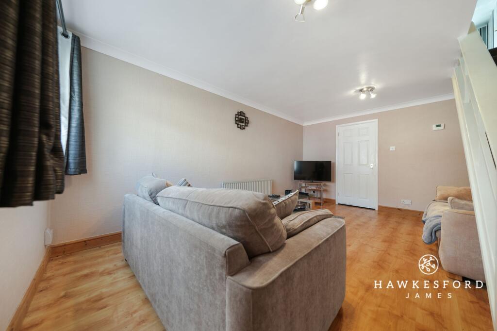 Harold Road, Sittingbourne - Lounge