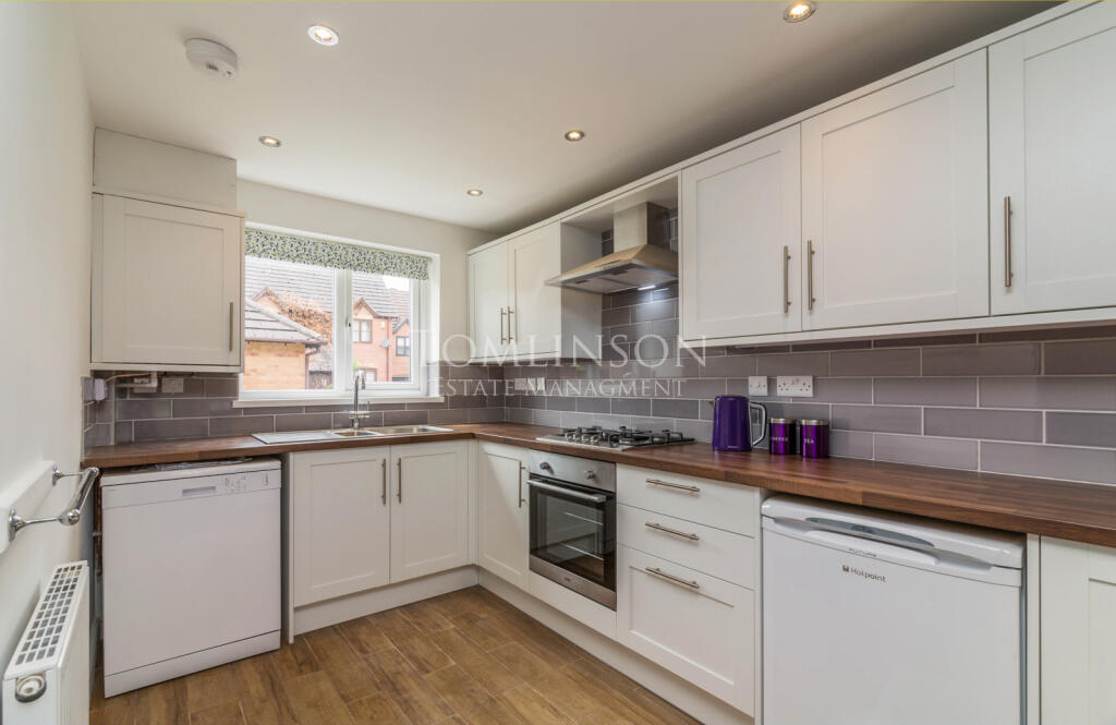 2 Bedroom semi-detached house