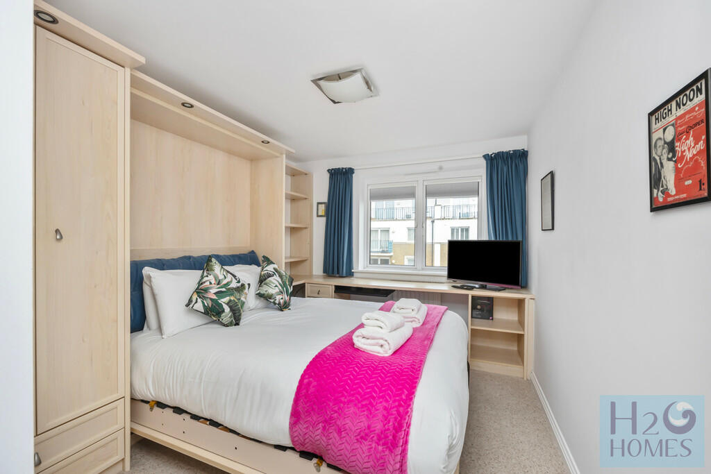 Collingwood Court...