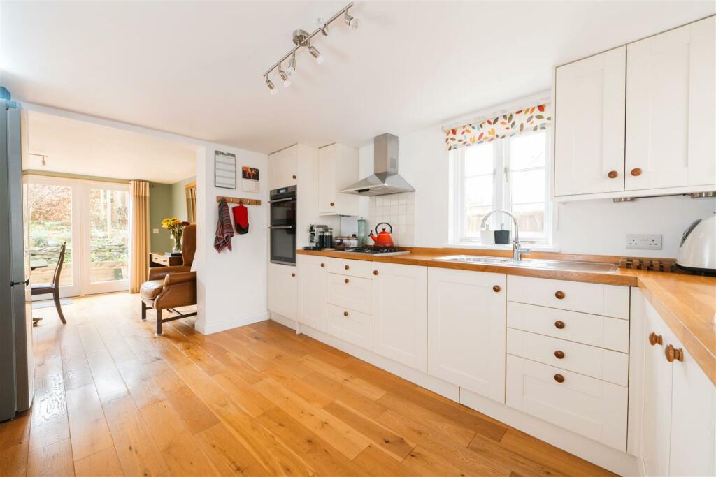 Forresters Cottage, Pirton-11.jpg