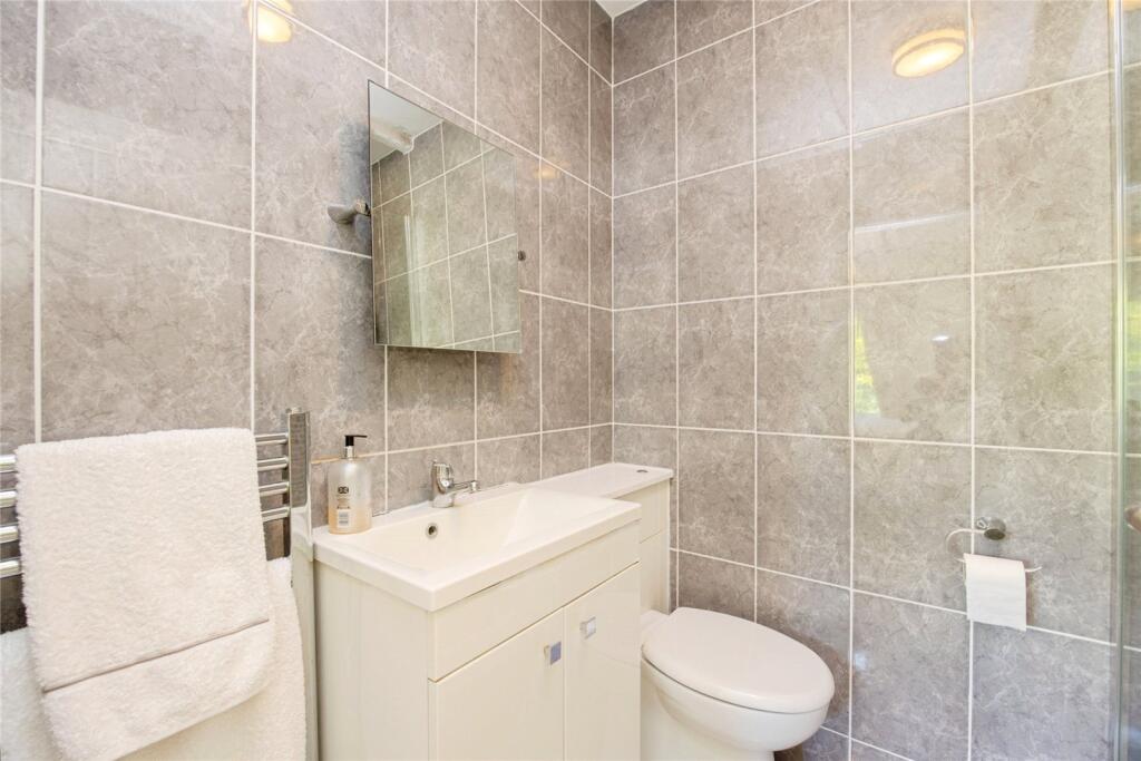 Ensuite