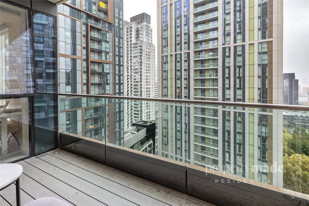 Maine Tower, 9 Harbour Way, London, E14