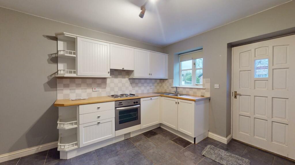 KITCHEN/BREAKFAST ROOM