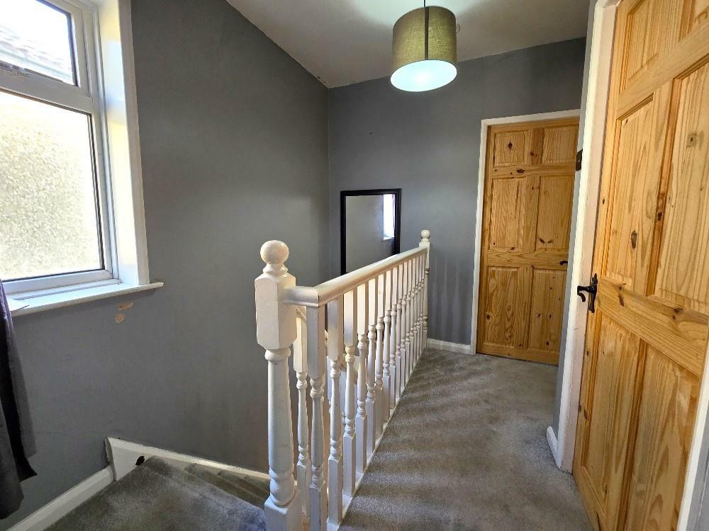 Bassett Road, Coundon - Landing.jpg