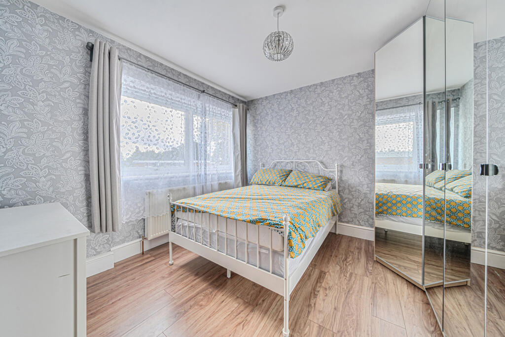 1349825-17-68c43b...