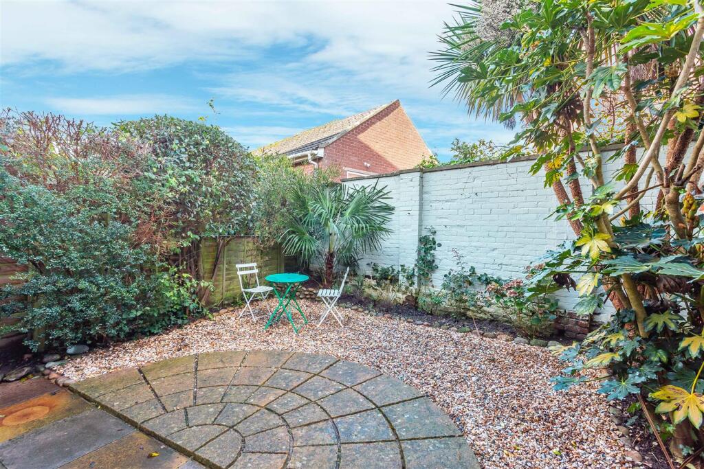 Garden.jpg